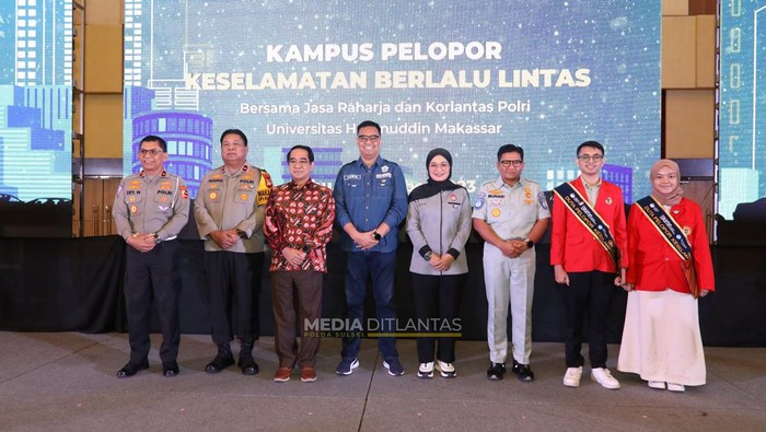 Korlantas Polri dan Jasa Raharja menggelar kegiatan Kampus Pelopor Keselamatan Berlalu Lintas di Universitas Hasanuddin (Unhas) Makassar, Sulawesi Selatan (Sulsel).