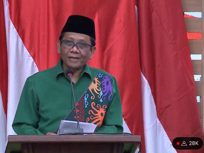 Menko Polhukam Mahfud MD usai diumumkan jadi cawapres Ganjar Pranowo. (Youtube PDI Perjuangan)