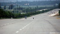 Sudah 17 tahun berselang, ibu kota yang diharapkan menjadi pusat keramaian baru itu nyatanya tetap sepi. Tak banyak hiruk pikuk tampak di kota tersebut. Grandyos Zafna/detikcom