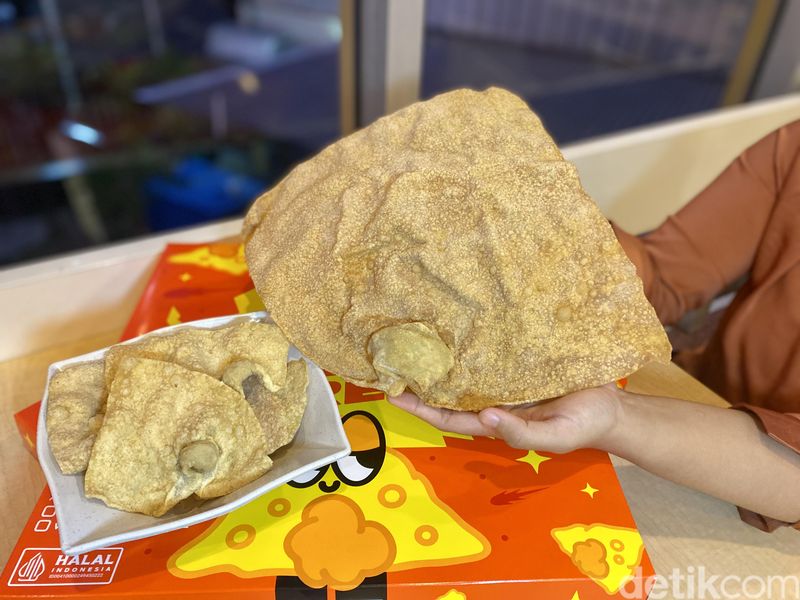 Pangsit goreng jumbo
