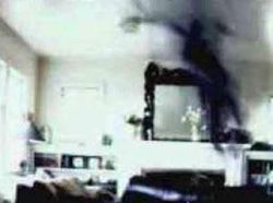 Penampakan Hantu Terabadikan Kamera, Slide Terakhir Paling Ngeri