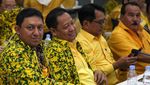 Pimpin Rapat Pleno, Airlangga Kumpulkan Pengurus Golkar