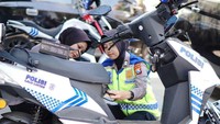 Dengan dibangunnya  Stasiun Pengisian Kendaraan Listrik Umum (SPKLU) ini untuk meningkatkan layanan publik di Polrestabes Surabaya.