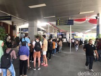Penumpang Stasiun Tugu Jogja Cancel Tiket-Reschedule Imbas Laka KA Sentolo