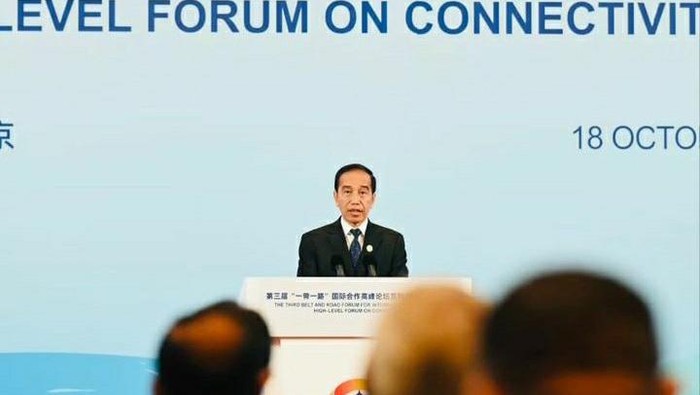 Jokowi Terbang ke China dan Arab, Bahas Peningkatan Investasi