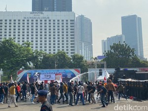 Polda Metro Gelar Simulai Pengamanan Antisipasi Ricuh di TPS Pemilu
