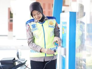 Pemilik Kendaraan Listrik Kini Bisa Cas Gratis di Polrestabes Surabaya