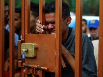 Tangis Pilu Warga Gaza Kala Rumah Hancur dan Keluarga Tiada