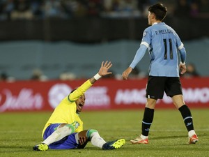 Teriakan dan Tangis Neymar di Lapangan