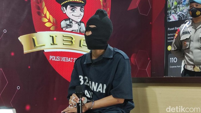 AY (22) warga Gayamsari Semarang pemerkosa keponakan, Kamis (19/10/2023).