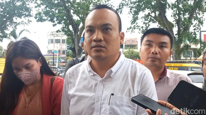 Ayu Soraya jalani BAP di Polda Jambi soal dugaan perselingkuhan Dinar Candy dan Ko Apex.