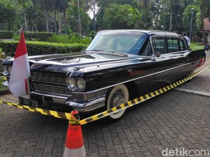 Murmer! Menilik Pajak Mobil Cadillac Fleetwood 75