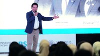 Dirut BSI Hery Gunardi menjadi pembicara acara Sharia Financial Literacy: Young, Blessed & Free yang berlangsung di UGM, Yogyakarta, Kamis (19/10/2923).