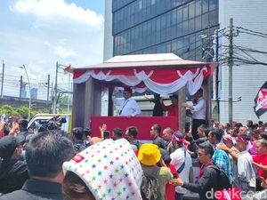 Daftar Capres-cawapres, Ganjar-Mahfud Naik Pick Up yang Dimodifikasi ke KPU