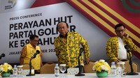 Hingga kini, Prabowo Subianto masih belum menentukan pasangannya di Pilpres 2024. Sementara Anies Baswedan dan Ganjar Pranowo sudah mengumumkan cawapres masing-masing.  