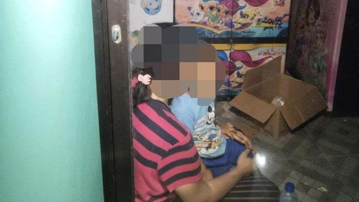 Ibu dan balita di Ngawi yang disekap bos rental motor.