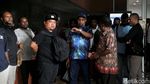 Jelang Sidang Vonis, Pendukung Lukas Enembe Penuhi Pengadilan Tipikor