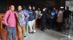 Jelang Sidang Vonis, Pendukung Lukas Enembe Penuhi Pengadilan Tipikor