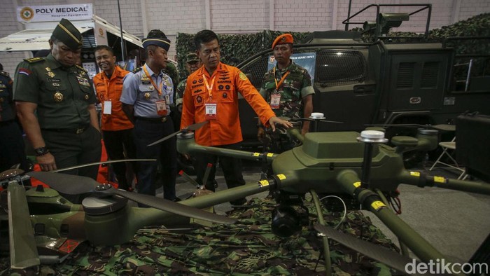 Pameran Emergency Disaster Reduction & Rescue (EDRR) Indonesia 2023 digelar di Hall B JlExpo Kemayoran. Acara ini dibuka oleh Kepala Basarnas.