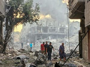 Serangan Udara Israel Hantam Masjid di Gaza, 8 Orang Terkubur Reruntuhan