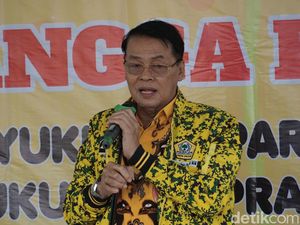Hasto PDIP Singgung Politisasi Bansos Golkar DIY, Gandung: Waton Njeplak!
