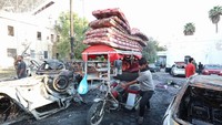 Tindakan Israel ini disebut sebagai kejahatan perang karena menyerang tempat orang-orang sakit dan terluka yang seharusnya mendapat perawatan.  