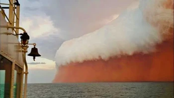 Badai debu awan Arcus di Australia. Foto: Brightside