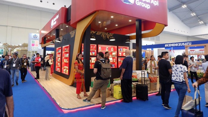 Mengunjungi Pameran Trade Expo Indonesia 2023