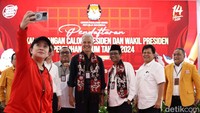 Selama 19-24 Oktober 2023, pendaftaran dibuka mulai pukul 08.00-16.00 WIB. Sedangkan, pada 25 Oktober 2023, pendaftaran dibuka pukul 08.00-23.59 WIB. 