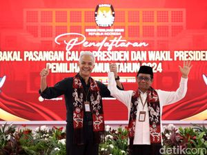 Ganjar-Mahfud Md Resmi Daftar Capres dan Cawapres ke KPU