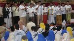 Momen Prabowo Nyanyi Ya Lal Wathon Bareng Relawan