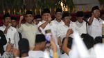 Momen Prabowo Nyanyi Ya Lal Wathon Bareng Relawan