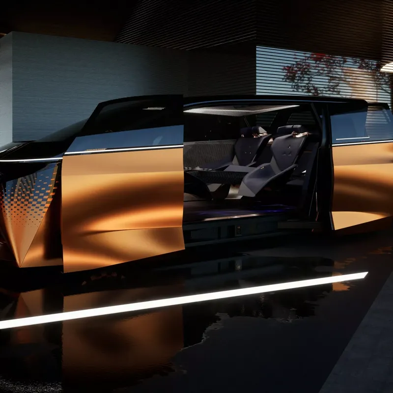 Nissan Hyper Tourer