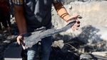 Penampakan Kawah Bekas Hantaman Rudal Israel di Gaza