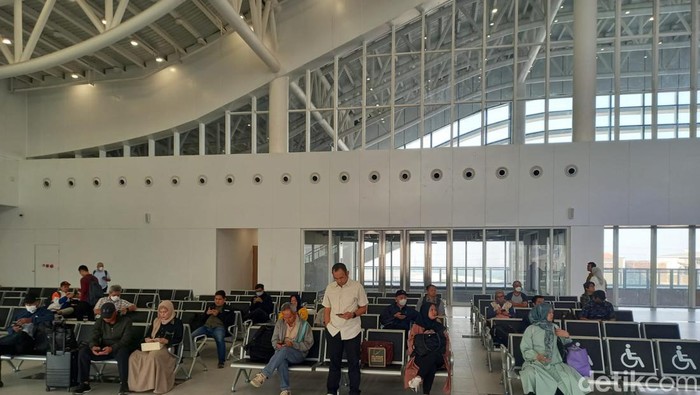 Penumpang yang Ditinggal Kereta Cepat Whoosh di Stasiun Whoosh Padalarang (istimewa/dok warga)