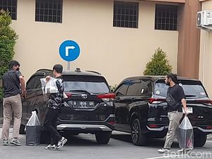 Densus 88 Tangkap 2 Terduga Teroris di Lombok Timur