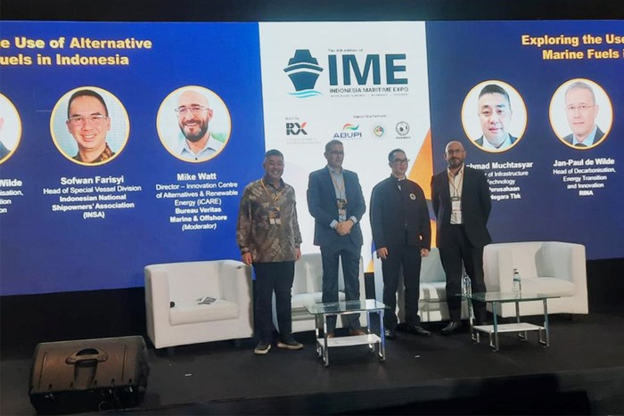PT PGN Tbk sebagai Subholding Gas Pertamina dan badan usaha gas bumi terbesar di Indonesia tengah mempersiapkan penyediaan Liquified Natural Gas (LNG) Bunkering