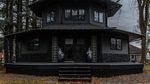 Pernah Lihat Rumah Serba Hitam Luar-Dalam? Begini Wujudnya