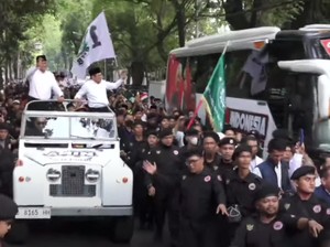 Saat Arak-arakan Anies-Cak Imin Lewati Ganjar-Mahfud