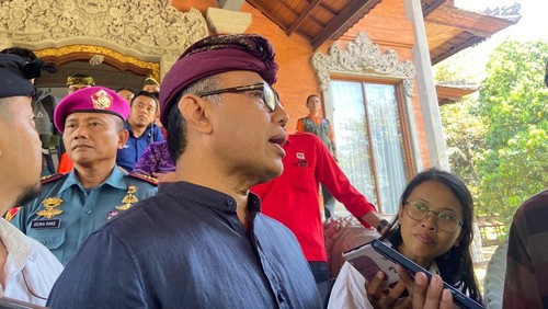 Wali Kota IGN Jaya Negara di kantor Gubernur Bali, Kamis (19/10/2023). (Rizki Setyo Samudero)