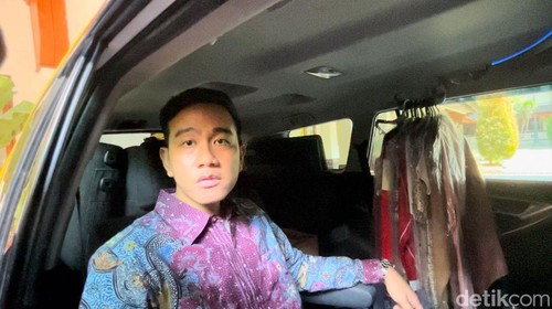 Wali Kota Solo Gibran Rakabuming Raka di Balai Kota Solo, Kamis (19/10/2023).