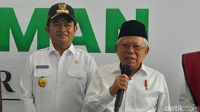 Wapres Maruf Amin didampingi Pj Gubsu Hassanudin (Nizar Aldi/detikSumut)