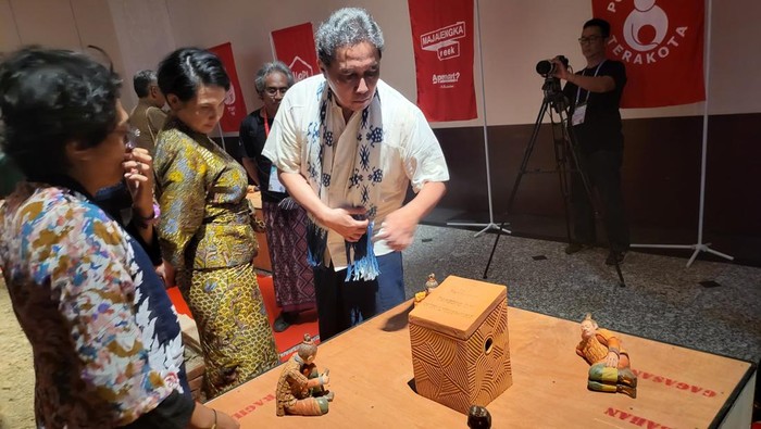 Ada Akad Ijab Kabul di Puncak Pekan Kebudayaan Nasional 2023 Dorong pemajuan kebudayaan pembangunan budaya, Kemendikbudristek dan Bappenas menggelar akad Ijab Kabul sebagai tanda puncak PKN 2023.