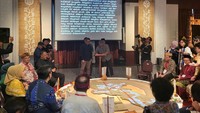 Ada yang berbeda dari kegiatan Pekan Kebudayaan Nasional (PKN) tahun ini. Sebelum dimulai, PKN yang di gagas Direktorat Jenderal Kebudayaan Kemendikbudristek melakukan kegiatan Musrembang dengan Bappenas di Ruang Tamu di Gedung Galeri Nasional, Jumat 20 Oktober 2023. Kegiatan itu pun sekaligus sebagai Penanda resmi Puncak PKN 2023.