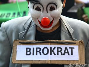 Aksi Teatrikal Desak Pemerintah Tindak Perusahaan yang Terlibat Karhutla