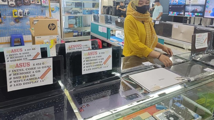Barang Elektronik di Harco Mangga Dua Naik Karena Dolar