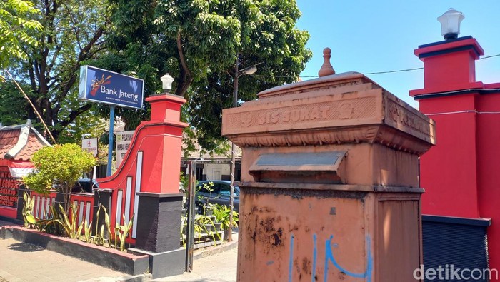 Bis surat di Kantor Kecamatan Grogol, Kabupaten Sukoharjo, Jumat (20/10/2023).