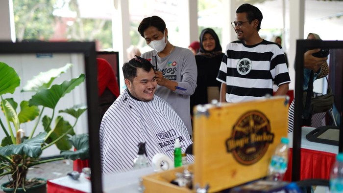 Bupati Kediri Hanindhito Himawan Pramana