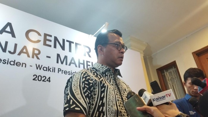 Deputi Politik 5.0 Tim Pemenangan Nasional (TPN) Ganjar-Mahfud, Andi Widjajanto