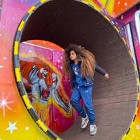 Di Instagram, Farouk sudah memiliki 255 ribuan followers. Selain jadi selebgram, bocah blasteran Ghana-Inggris ini juga model untuk sejumlah brand anak-anak, termasuk Guess Kids. Foto: Instagram/@faroukjames